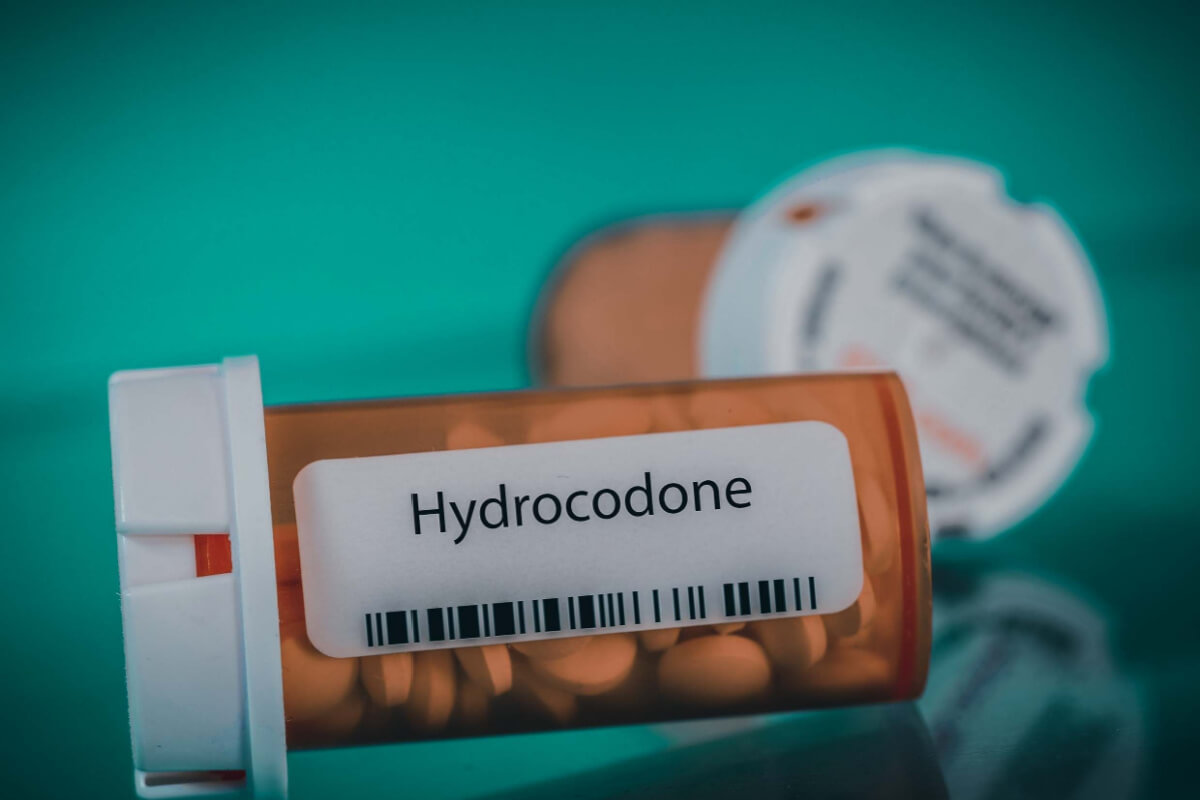 hydrocodone pills in rx bottle