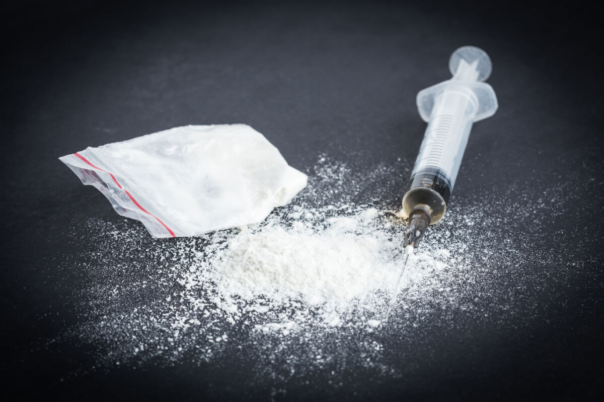 What Are the Risks of Injecting Heroin?